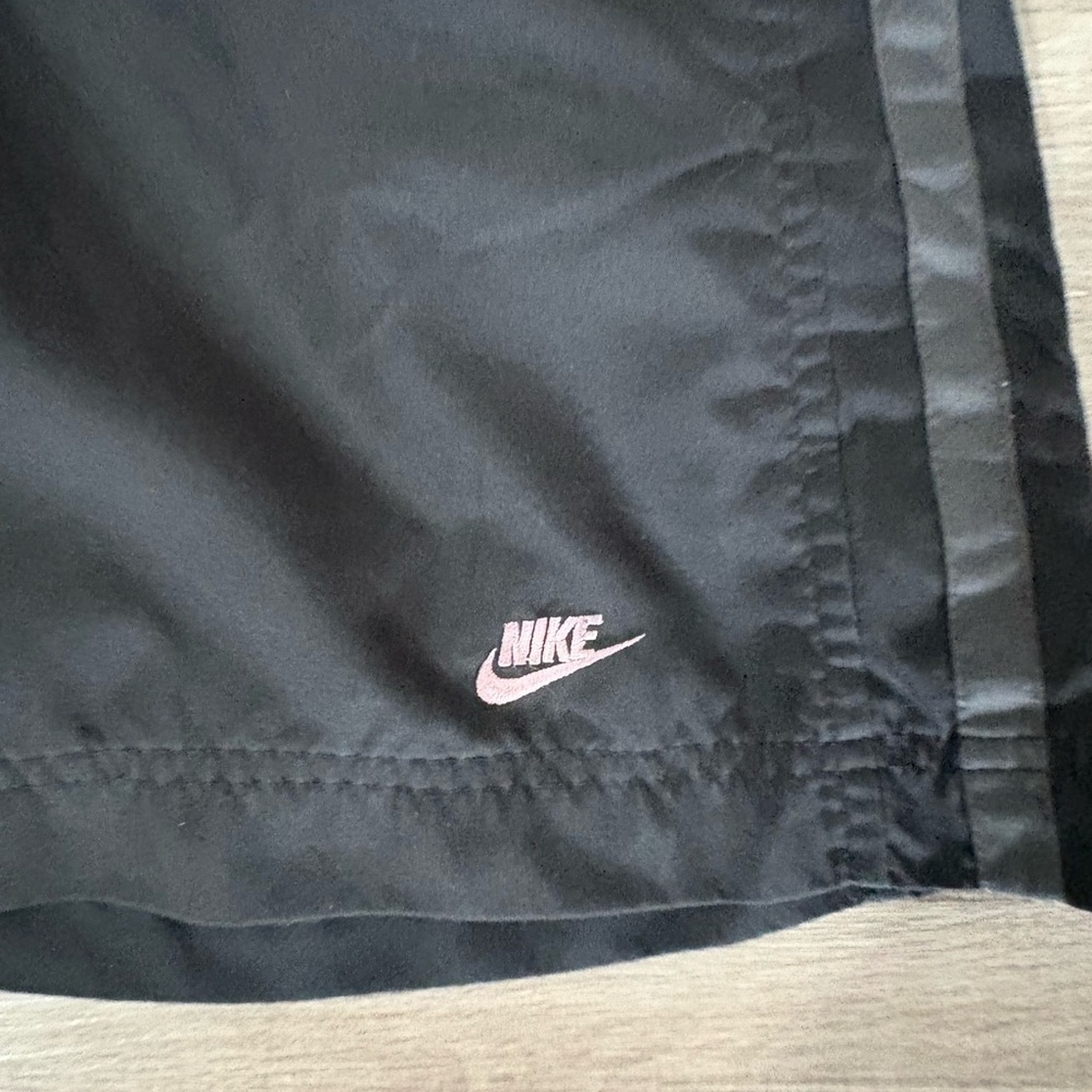 Nike Men's Black Athletic Shorts - Picture 2 of 9